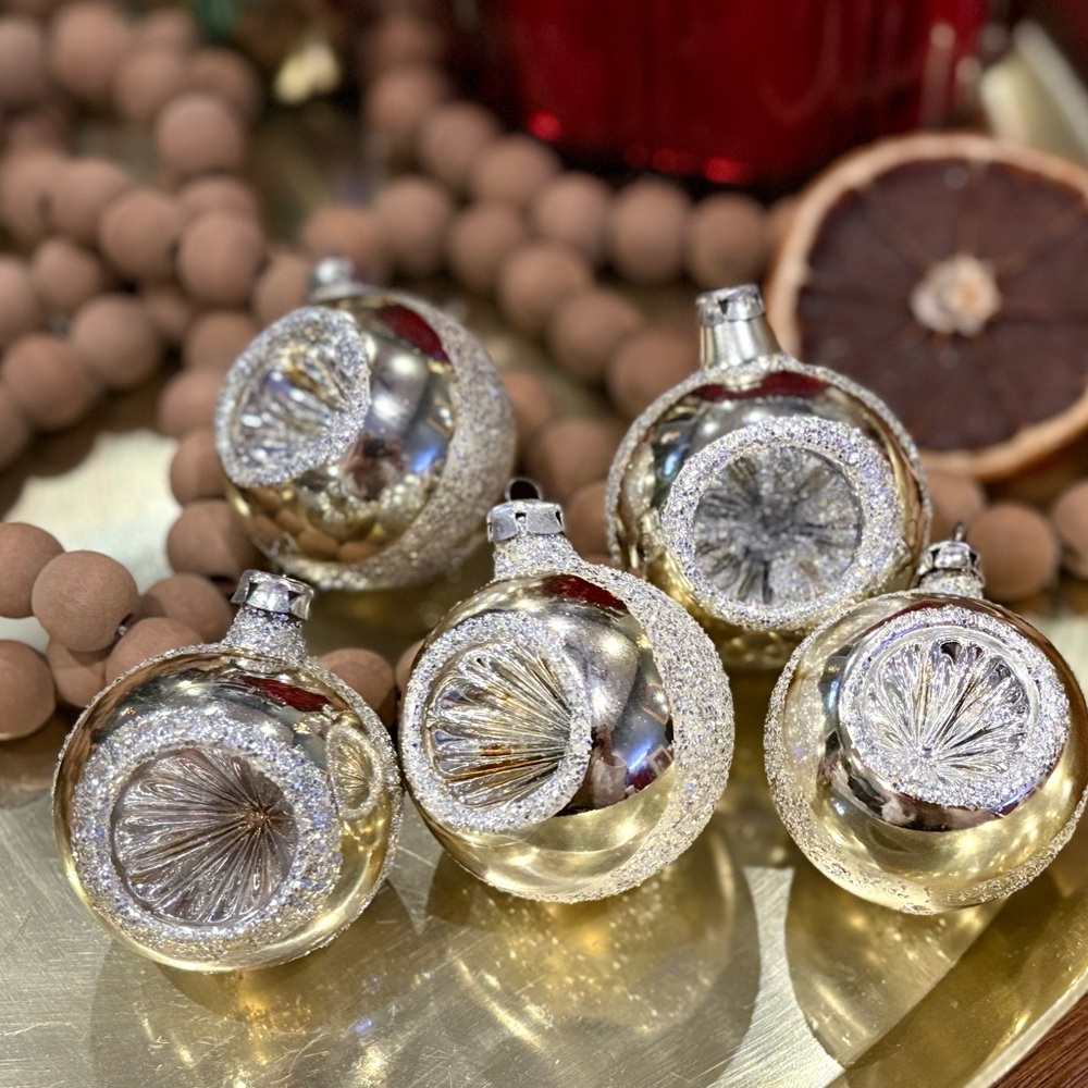 Elegant Vintage Small Reflector Ornaments